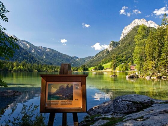 Infotafel zu den Malern am Hintersee