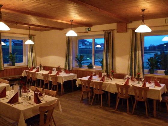 Krepfei: Bistro in Anger