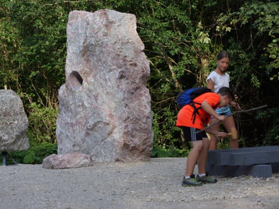 Drehstein, Summstein, Lithophon