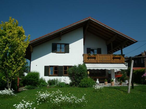 Unser Haus im Sommer