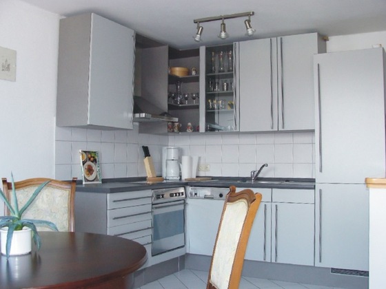 Fühlen Sie sich wie Zuhause mit einer voll ausgestatteten Küche