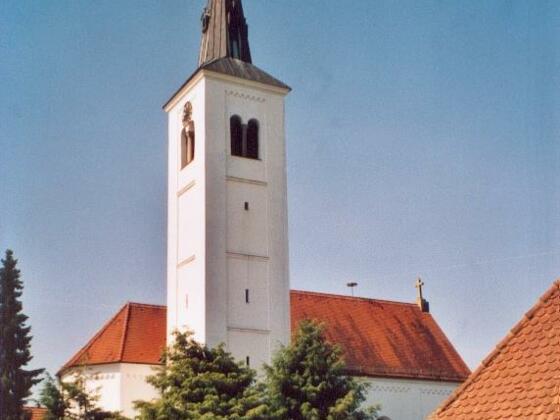 Kirche Hl. Sieben Brüder Unterrieden