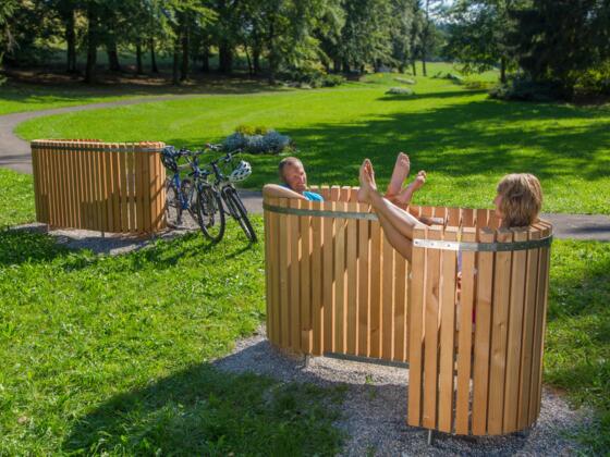Kneipp-Badewannen im Kurpark