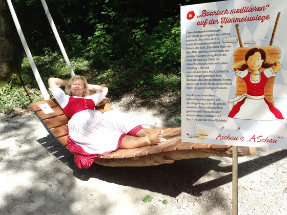 Bank Nr. 8 Himmelswiege