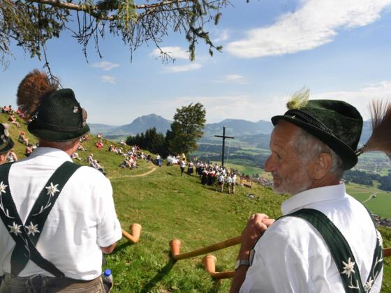 Die Alphornbläser Bolsterlang gestalten jedes Jahr die Bergmesse mit