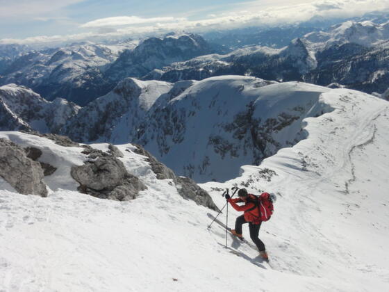 Auf den letzten Metern zum Gipfel des Hohen Göll