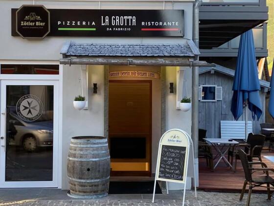 Pizzeria La Grotta