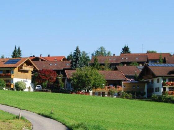 Mutter-Kind-Kurheim Marianne mit herrlichem Blick auf die Allgäu Berge in Niederdorf bei Obermaiselstein