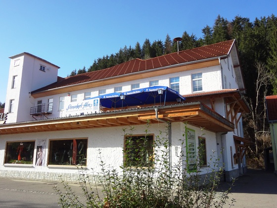 Schmankerl Alm, Hofen