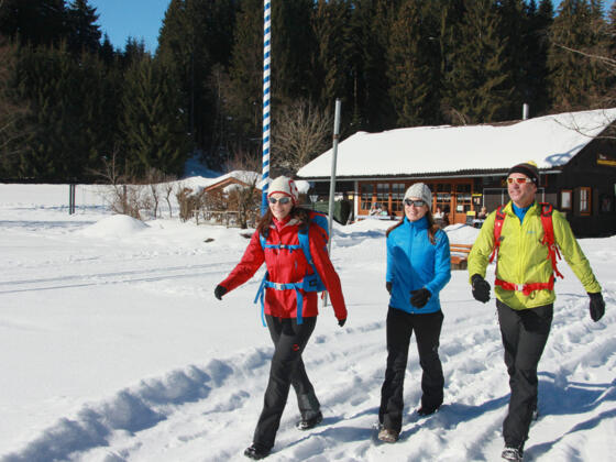 Die Faulenseehütte lädt zu einer gemütlichen Einkehr ein