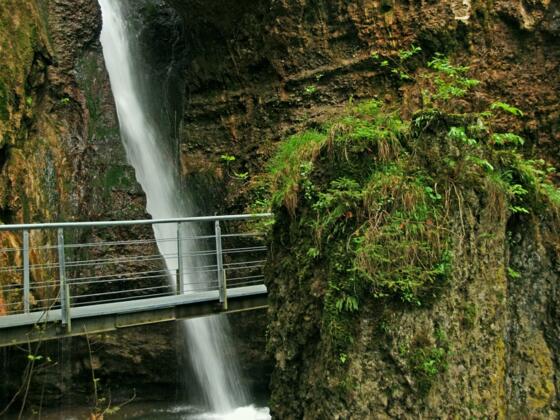 Am Hinanger Wasserfall