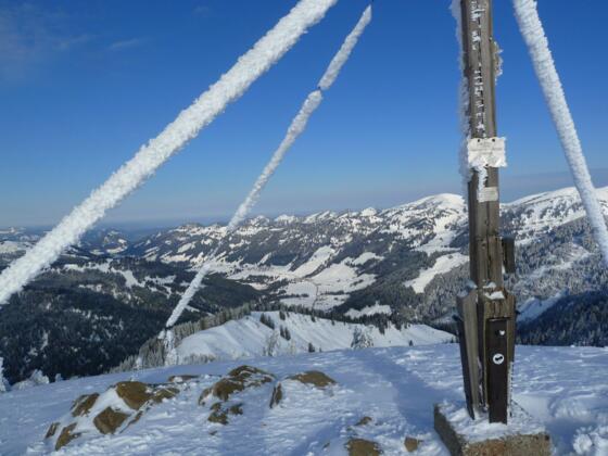Vom Gipfel in Richtung Balderschwang