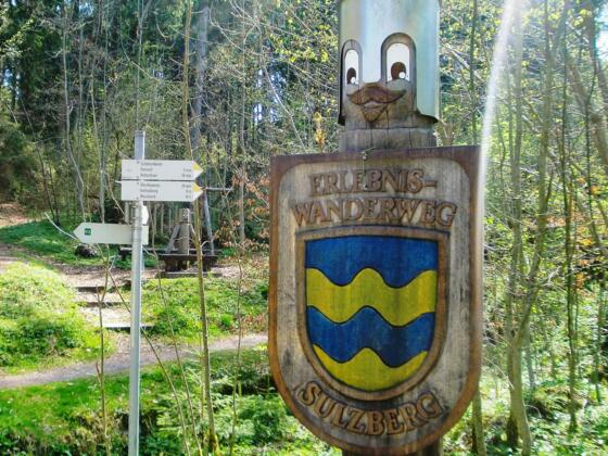 Die Heinrichfigur am Wegesrand