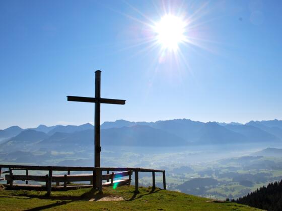Gipfelkreuz am Ofterschwanger Horn