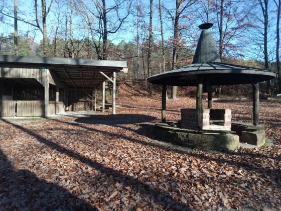 Eichelsbach Grillhütte + WC 