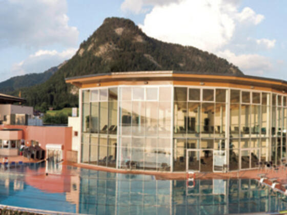 Fuschlseebad mit beheiztem Aussenpool