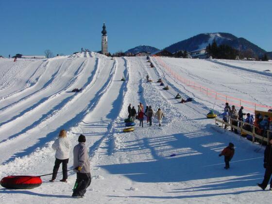 Snowtubing in Faistenau