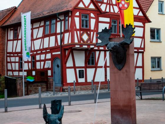 Das Historische Rathaus mit "Schwedenbrunnen"
