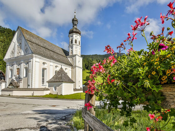 Pfarrkirche St. Michael in Sachrang