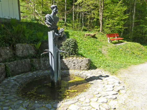 Zauberflötenbrunnen auf dem Laurentius Rundweg