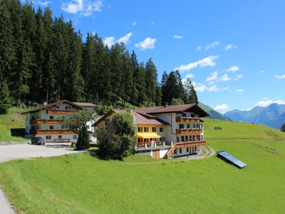 Berggasthof Klapf oberhalb von Bach