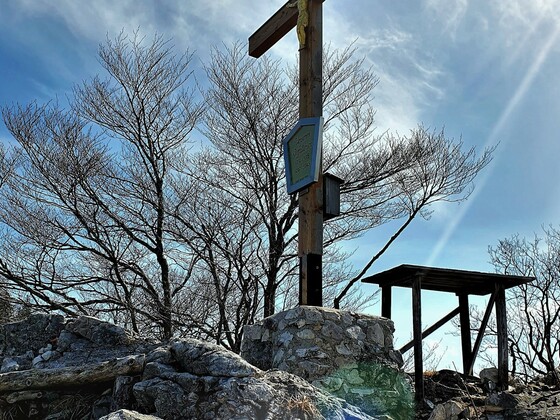 Kienbergl Gipfelkreuz