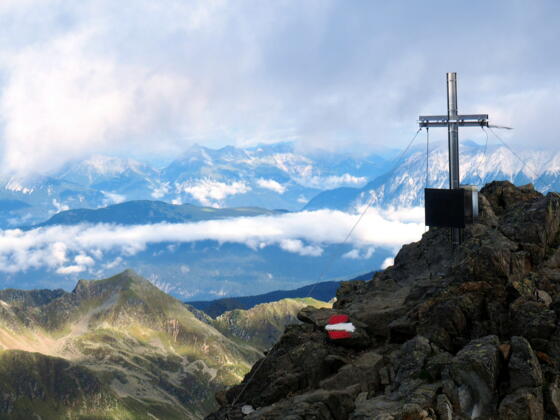 Gipfelkreuz Sulzkogel 3016m