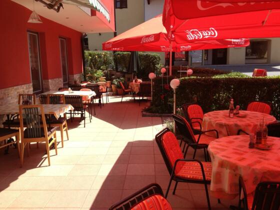 Pizzeria Don Camillo Terrasse