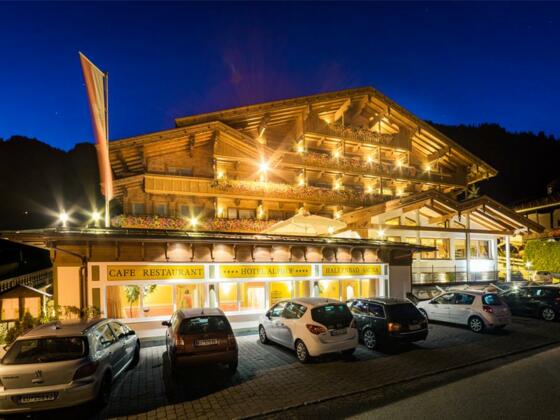 Hotel Alphof Sbei Nacht