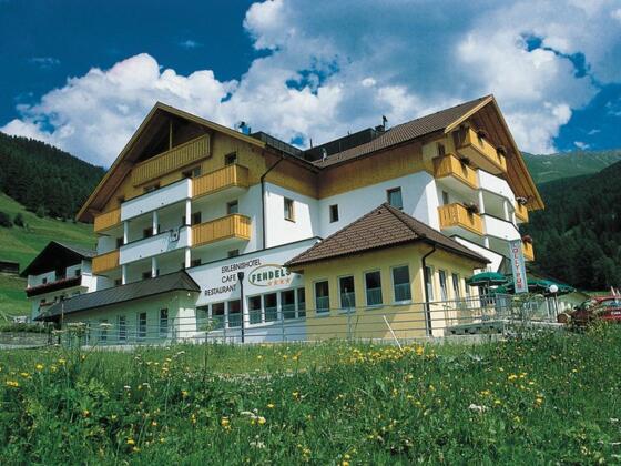 Familien-Erlebnishotel Fendels