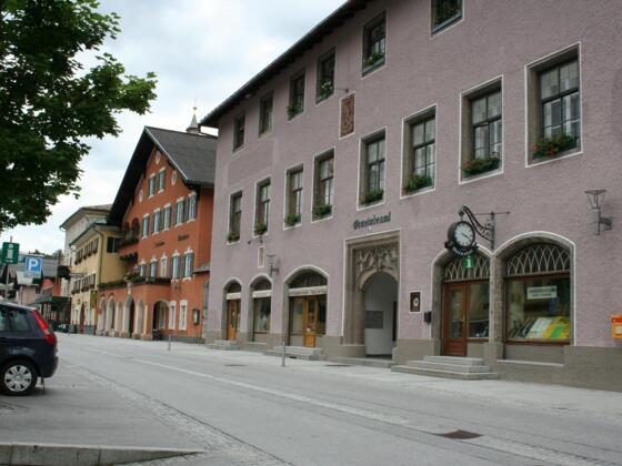 Brennhof mit Tourismusbüro