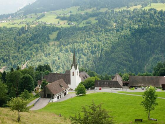 Propstei St.Gerold - Reithalle, Friedhof