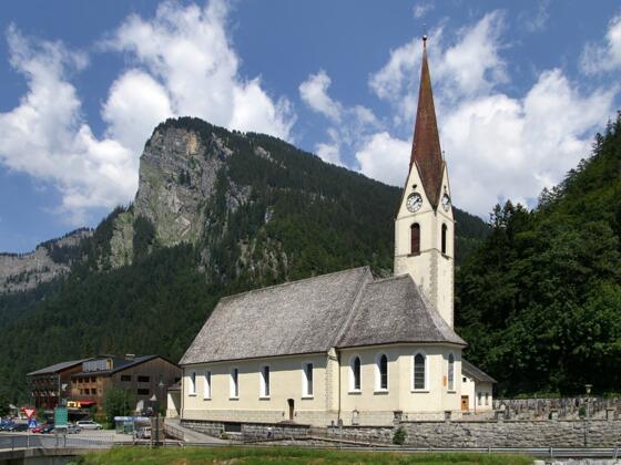 Au, Katholische Pfarrkirche Heiliger Leonhard 1