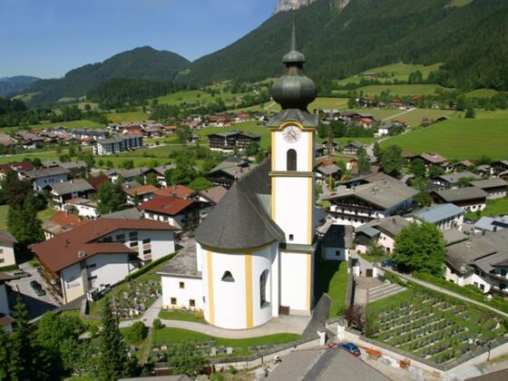 Pfarrkirche zu St. Peter und Paul Söll