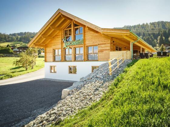 Larchnhittl Außenansicht Sommer