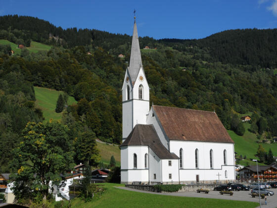 Pfarrkirche Heilige Josef und Nikolaus