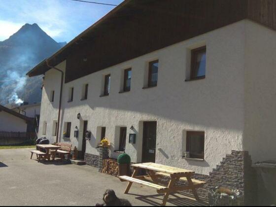 Der große und kleine Stadl im Sommer