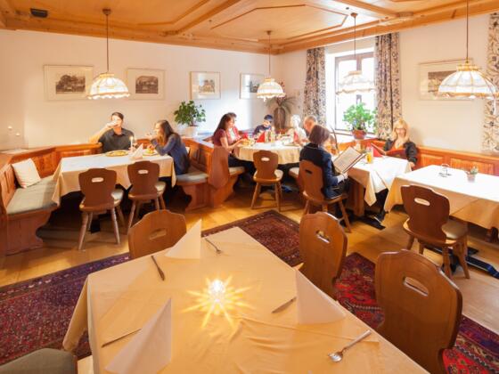 Gemütlich Speisen im Stüberl