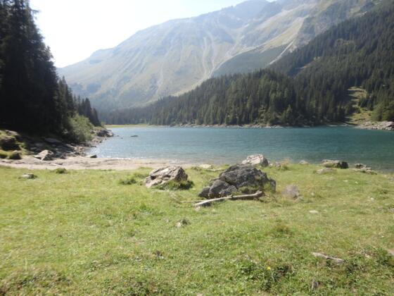 Am Ufer des hinteren Seeteils