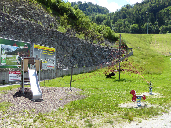 Spielplatz an der Talstation der Bergbahn Hocheck
