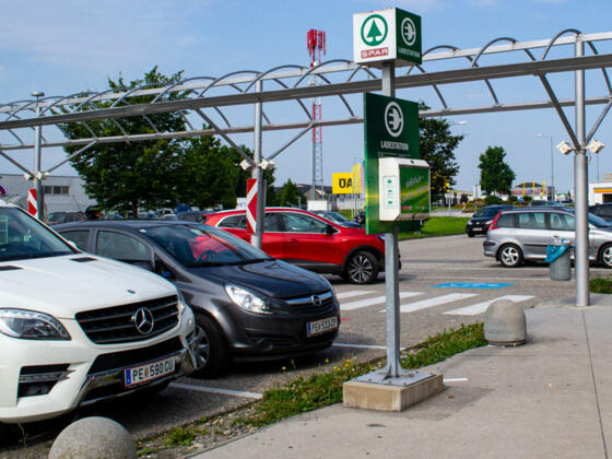 20200722_E-Bike-Ladestation-Eurospar_1200-600_Leutgeb-Johanna_Web