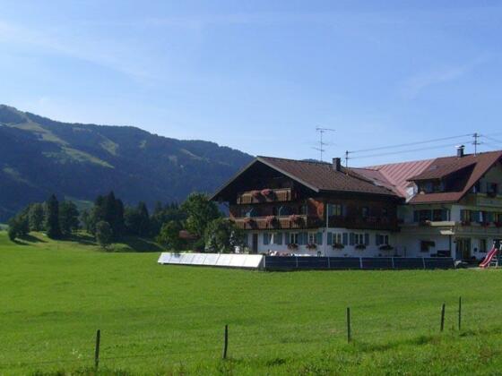 Alpen-Glühen Ferienwohnungen im Sommer