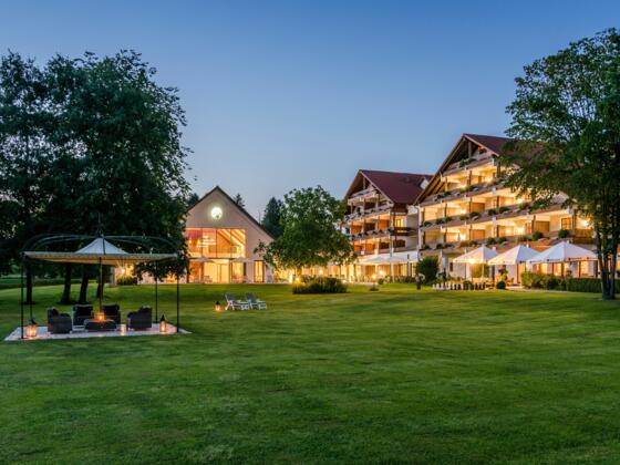 Hotel Eisvogel Bad Gögging Hausansicht