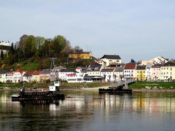 Otteensheim Panorama mit Schloss