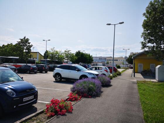 Park &amp; Ride Machlandstraße Bahnstation Schulzentrum