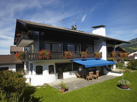 Ferienwohnungen Sauter - Haus von Süden