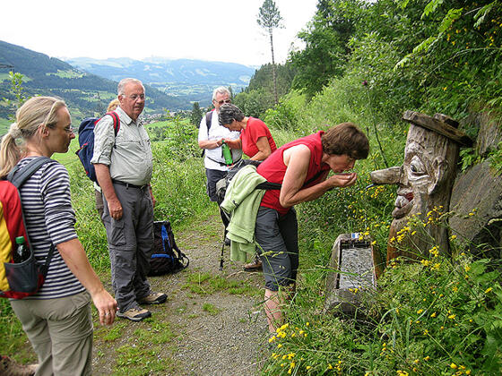 Trinkbrunnen am Smaragdwanderweg