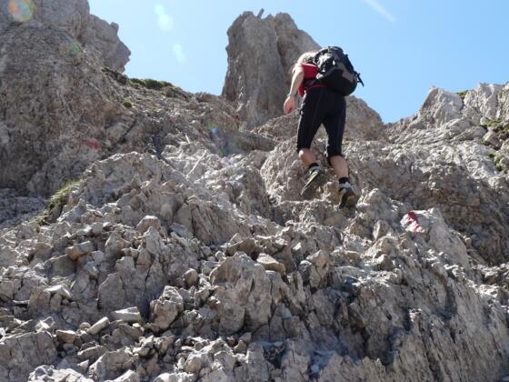 Der Freiunger Höhenweg verlangt Trittsicherheit  und Schwindelfreiheit.