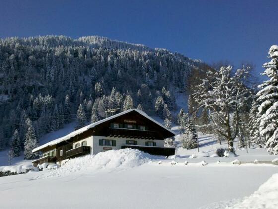 Wintertraum Landhaus Köberle-Bietsch