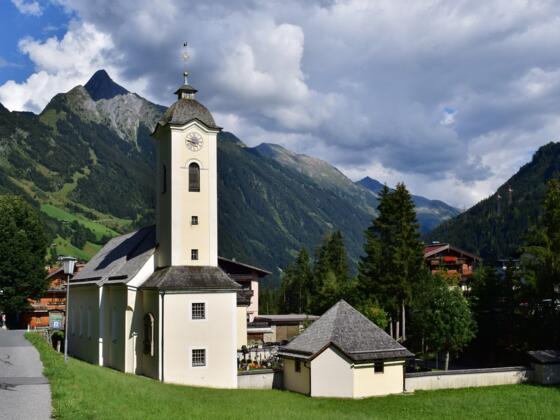 Kirche Heiliges Kreuz